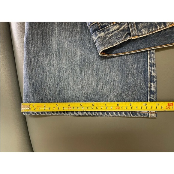 Veronica Beard stonewashed flared jeans - Picture 9 of 10